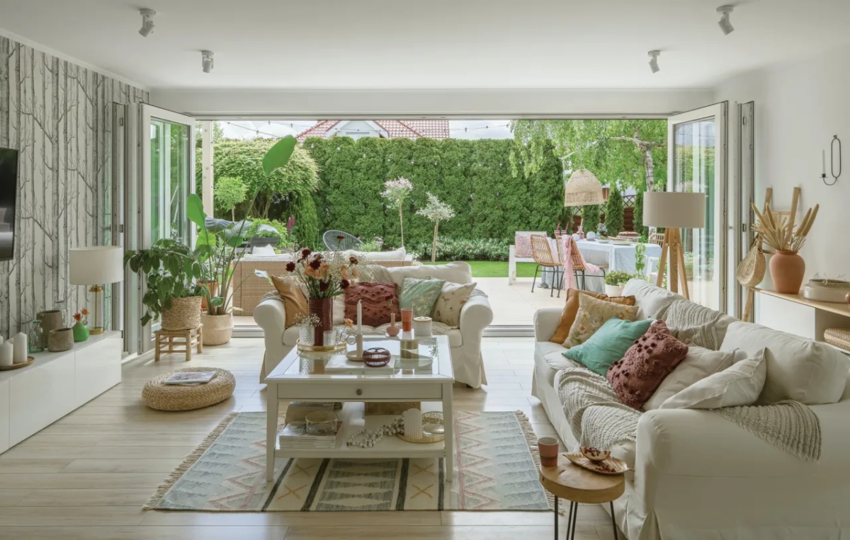 Jak urządzić salon w stylu skandynawskim, by był funkcjonalny i przytulny?